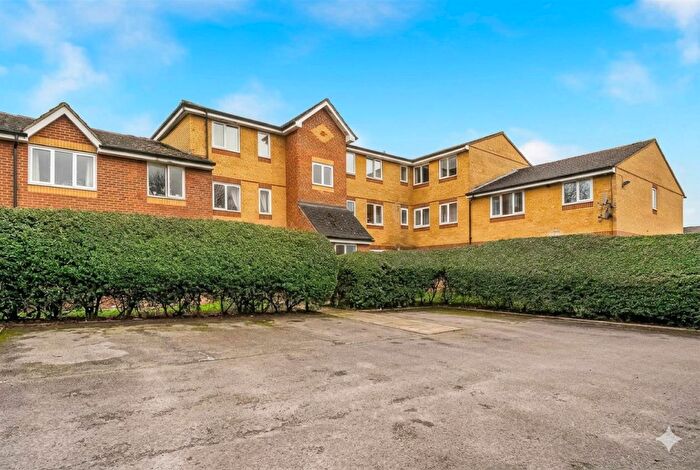 1 Bedroom Apartment For Sale In Shortlands Close, Belvedere, DA17