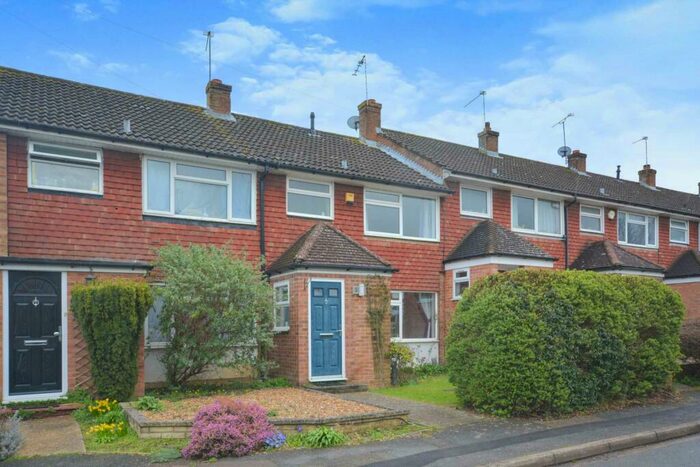 3 Bedroom House To Rent In Meadow Drive, Amersham, HP6