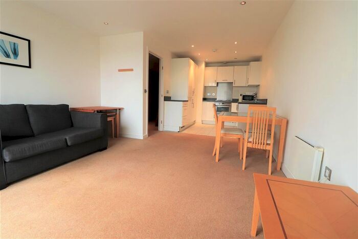 1 Bedroom Flat To Rent In Armstrong House, Uxbridge, UB8