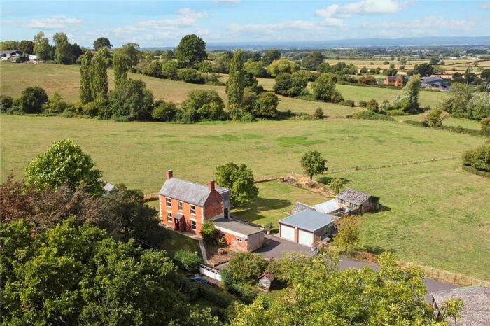 3 Bedroom Detached House For Sale In Woodside Lane, Kings Stanley, Stonehouse, Gloucestershire, GL10