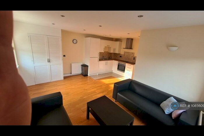 2 Bedroom Flat To Rent In St. Dunstans Court, Canterbury, CT2