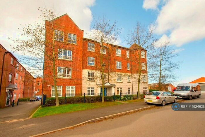 2 Bedroom Flat To Rent In The Square, West Bridgford, Nottingham, NG2