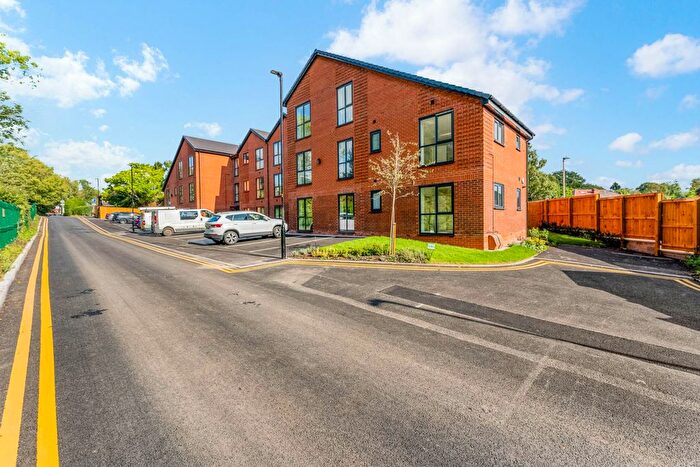 1 Bedroom Flat To Rent In The Poppies, Manchester, M25