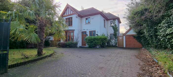 4 Bedroom Property To Rent In Newton Road, Great Barr, Birmingham B43