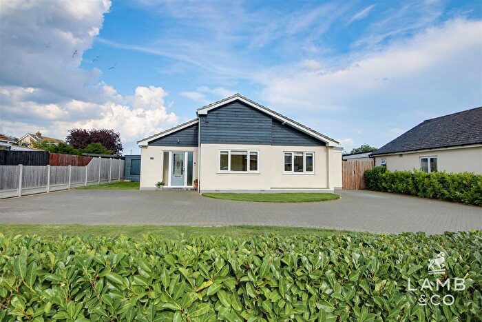 3 Bedroom Detached Bungalow For Sale In St. Clairs Road, St. Osyth, CO16