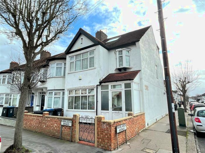 4 Bedroom End Of Terrace House To Rent In Kirklees Road, Thornton Heath, Surrey, CR7