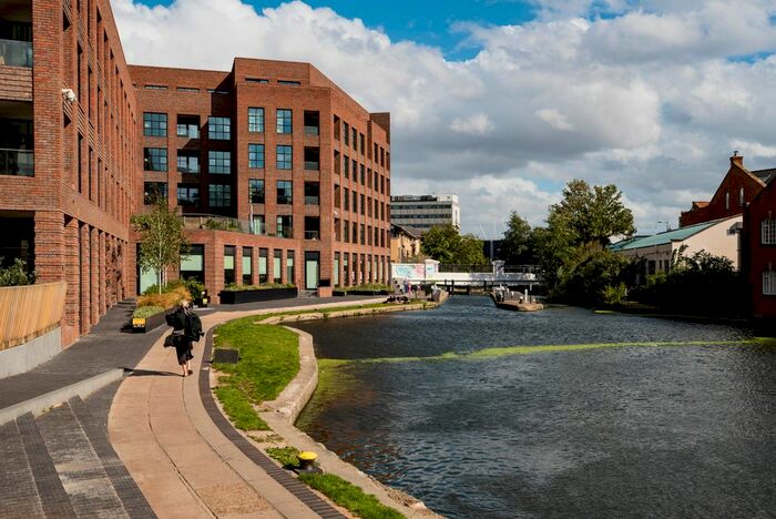 2 Bedroom Flat To Rent In Torbay Lane, Camden, London, NW1