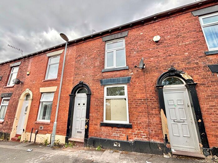 2 Bedroom Terraced House To Rent In Snowden Street, Oldham, OL8