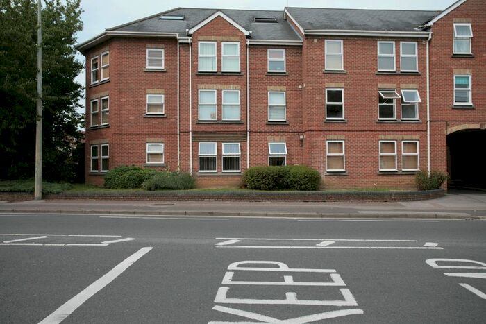 1 Bedroom Flat To Rent In Ock Street, Abingdon, OX14