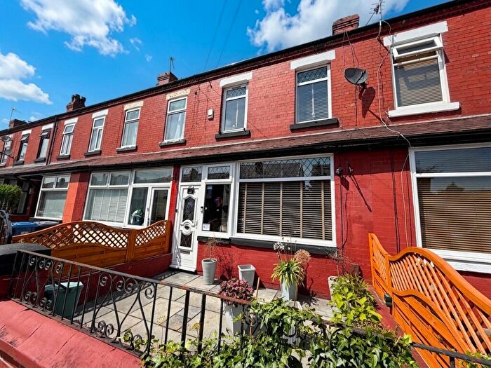 2 Bedroom Terraced House For Sale In Hayfield Road, Salford, M6