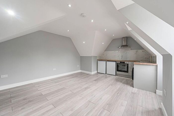 1 Bedroom Flat To Rent In Chislehurst Road, Chislehurst, BR7