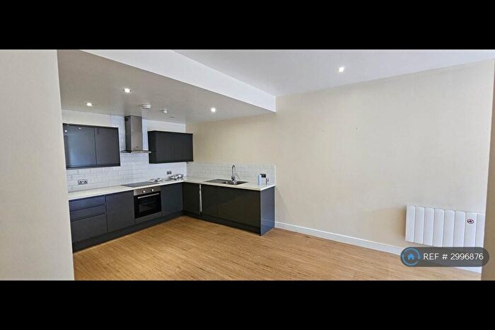 1 Bedroom Flat To Rent In Cox Lane, Ipswich, IP4