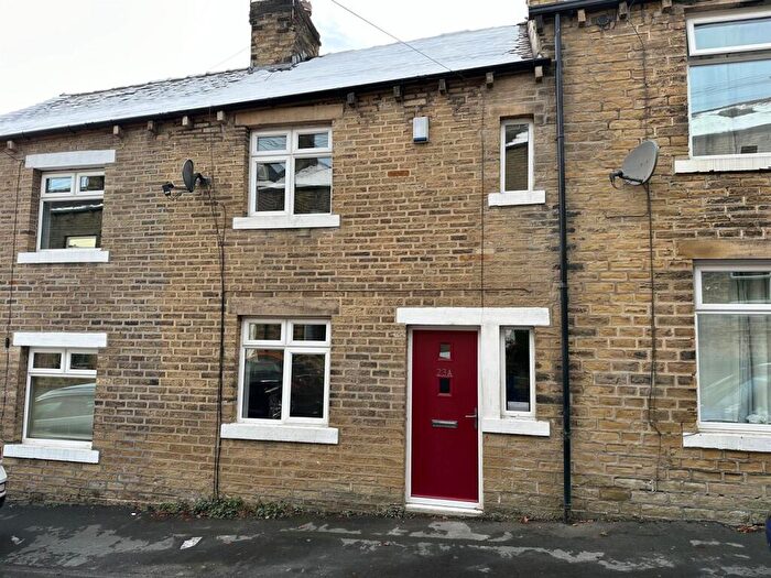 3 Bedroom Terraced House To Rent In Clifton Street, Sowerby Bridge, HX6