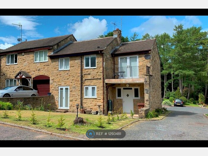 3 Bedroom End Of Terrace House To Rent In East Causeway Crescent, Leeds LS16