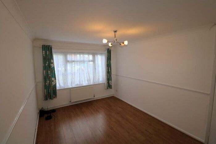 2 Bedroom Maisonette To Rent In Luther Close, Edgware, HA8