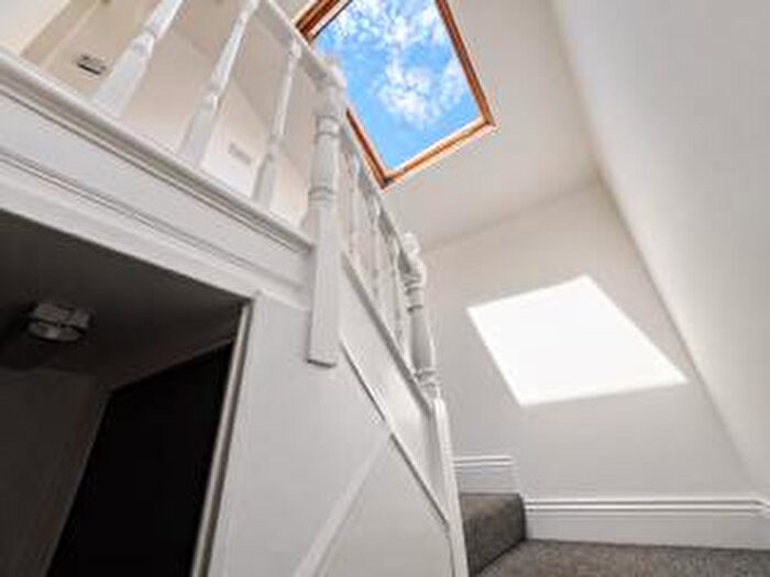 1 Bedroom Apartment To Rent In Ninian Park Road, Riverside, Cardiff, CF11