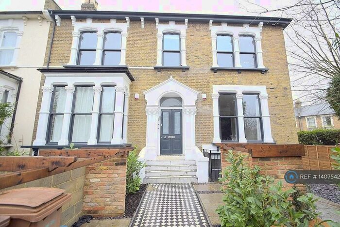 2 Bedroom Flat To Rent In Evering Road, London, E5