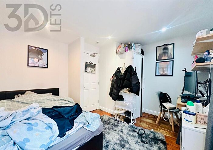 4 Bedroom Terraced House To Rent In Radford Boulevard, Nottingham, NG7