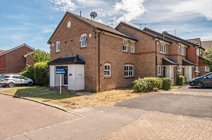 1 Bedroom Terraced House For Sale In Mary Mead, Warfield, Bracknell, RG42
