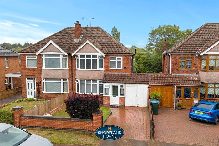 3 Bedroom Semi-Detached House For Sale In Fivefield Road, Keresley End, Coventry, CV7