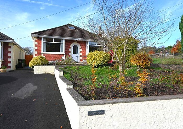 3 Bedroom Detached Bungalow For Sale In Hallatrow Hill, Hallatrow, BS39
