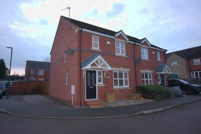 3 Bedroom Semi Detached House To Rent In Malthouse Drive, Belper, Derbyshire, DE56