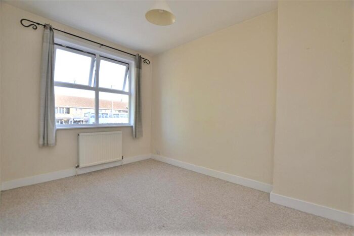 2 Bedroom Apartment To Rent In West Way, Oxford, OX2