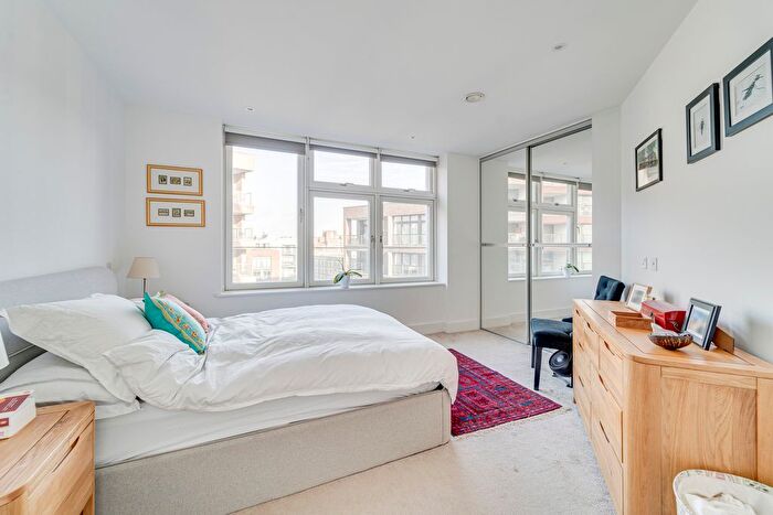 1 Bedroom Flat To Rent In Sterling Way, Islington, London, N7