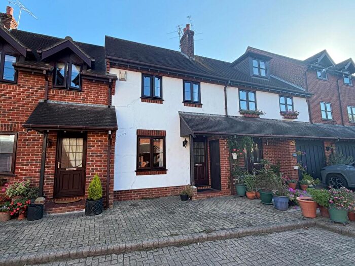 2 Bedroom Terraced House To Rent In Coppercourt Leaze, Wimborne, BH21