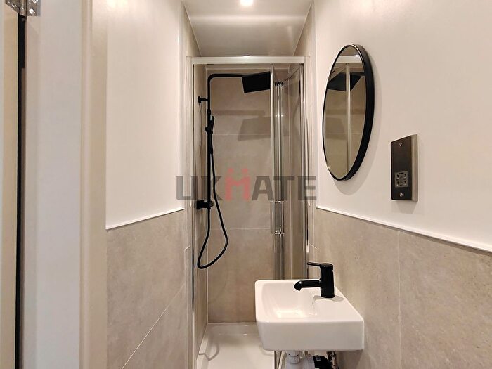 1 Bedroom Property To Rent In Villiers Road, Kingston Upon Thames, KT1