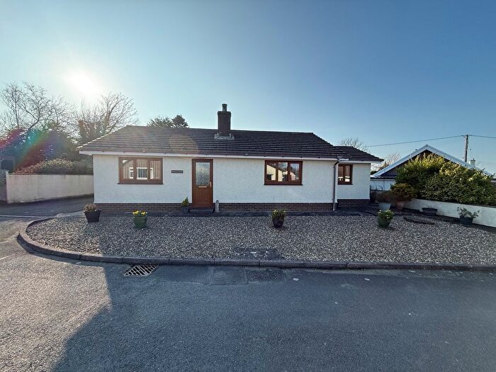 3 Bedroom Bungalow For Sale In Cross Inn, Near New Quay, SA44