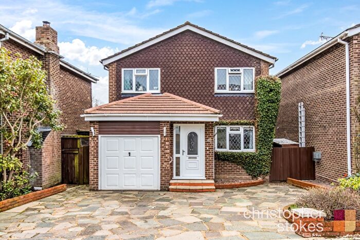 4 Bedroom Detached House For Sale In Dickens Close, Cheshunt, Hertfordshire, EN7