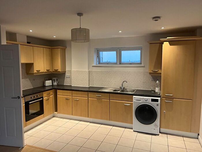 2 Bedroom Flat To Rent In Forty Lane, Wembley, Middlesex, HA9