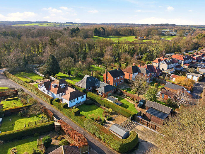 4 Bedroom Detached House For Sale In Mallorie Park Drive, Ripon, North Yorkshire, HG4