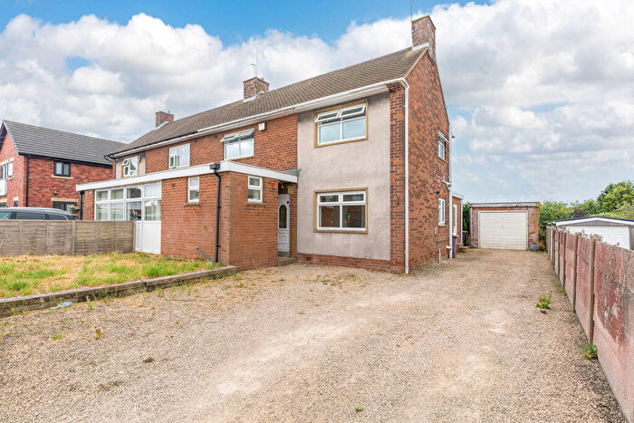 3 Bedroom Semi-Detached House For Sale In Windmill Rise, Alfreton, DE55