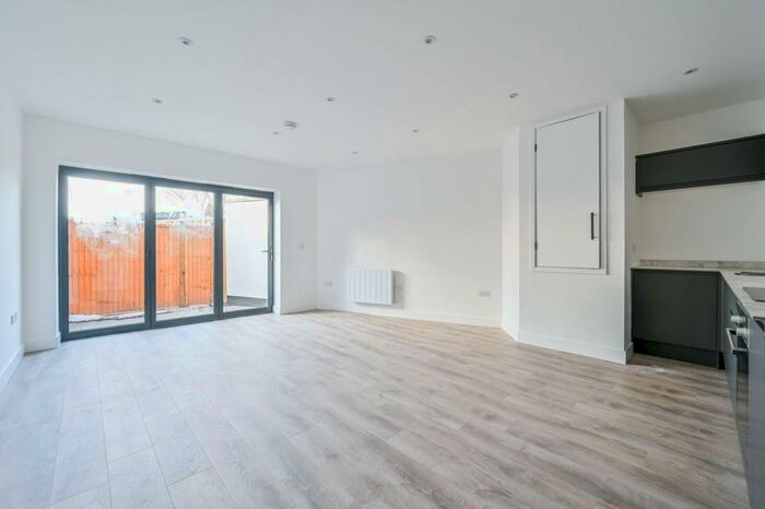 1 Bedroom Flat To Rent In Stanstead Road, Forest Hill, London, SE23