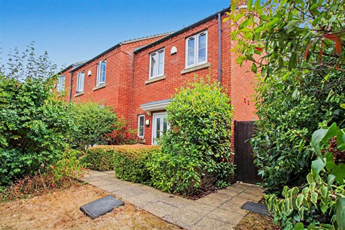 2 Bedroom End Of Terrace House For Sale In Station Road, Thrapston, NN14