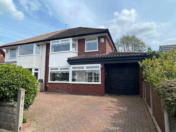 3 Bedroom Semi-Detached House For Sale In Parkfield Grove, Maghull, L31