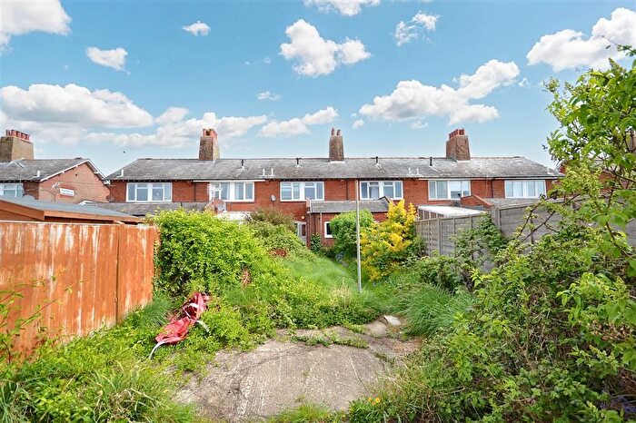 2 Bedroom Terraced House For Sale In Campbell Road, Eastleigh, SO50