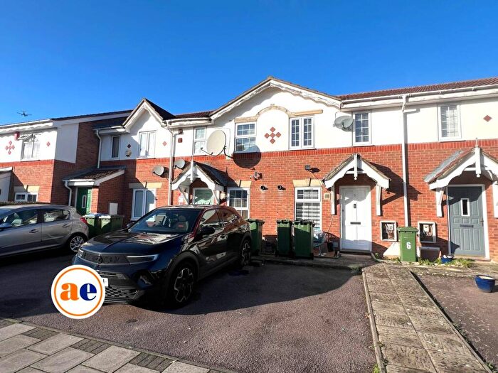 2 Bedroom Terraced House For Sale In Waldstock Road, Thamesmead ** Video & D Floorplan Available **, SE28