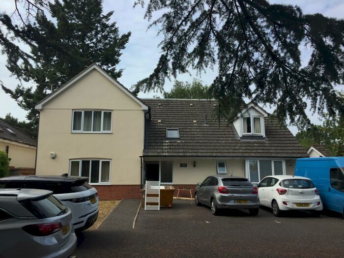 1 Bedroom Flat To Rent In Ferndown, BH22