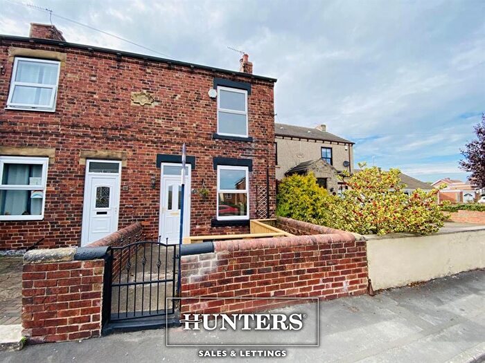 2 Bedroom End Of Terrace House To Rent In Woodside Street, Allerton Bywater, Castleford, WF10