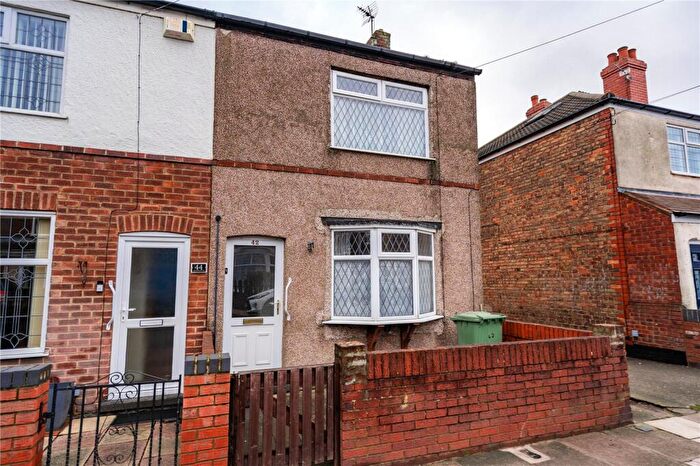 2 Bedroom End Of Terrace House For Sale In Lancaster Avenue, Grimsby, Lincolnshire, DN31