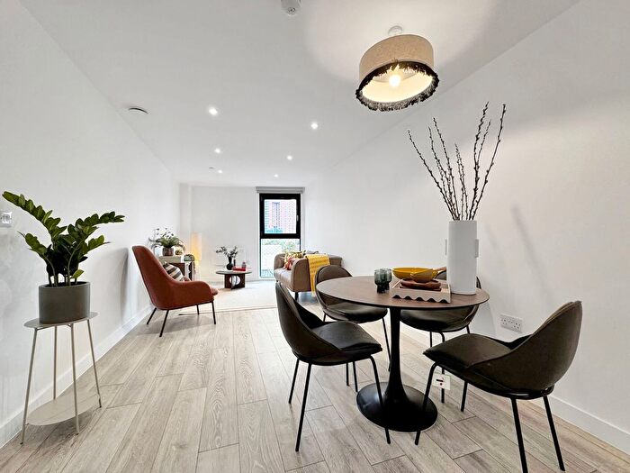 2 Bedroom Flat To Rent In The Radiant, Leeds City Centre, LS3