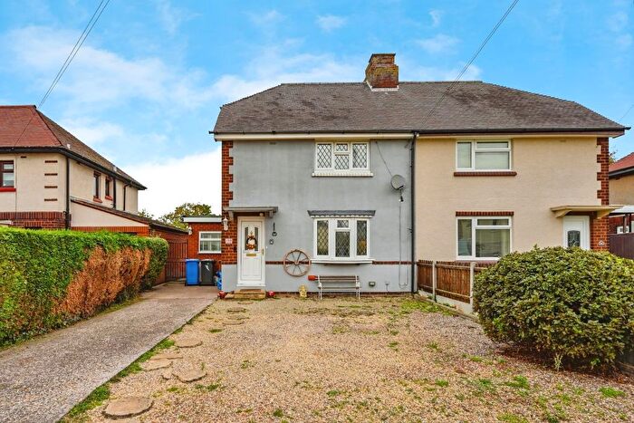 3 Bedroom Semi-detached House For Sale In Fair View, Rugeley, WS15