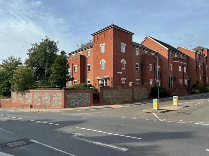 1 Bedroom Flat To Rent In Bramley Hill, Ipswich, Suffolk, IP4