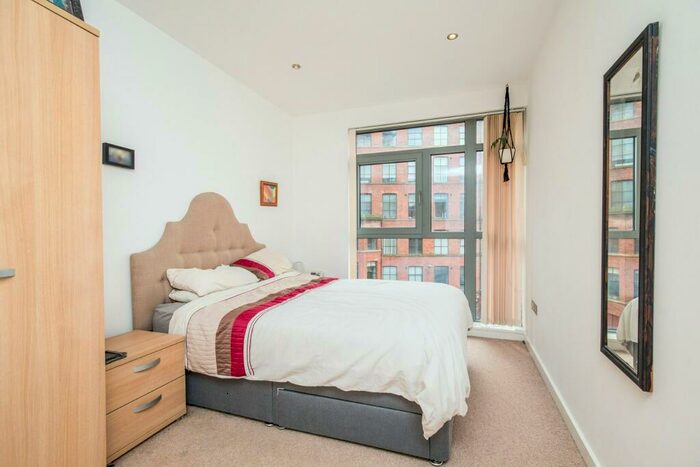 2 Bedroom Property To Rent In Roberts Wharf Leeds City Centre, LS9