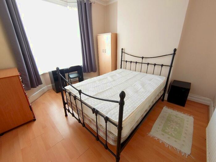3 Bedroom Terraced House To Rent In Connaught Road, Kensington Fields, L7