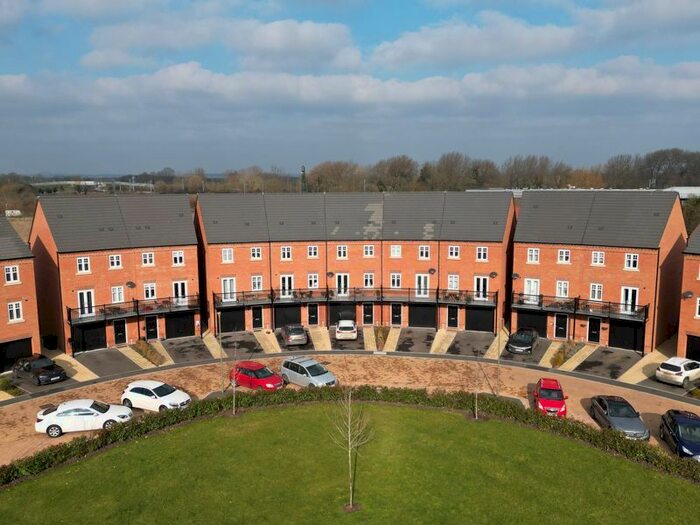 4 Bedroom Terraced House To Rent In Massey Road, Grove, Wantage, OX12