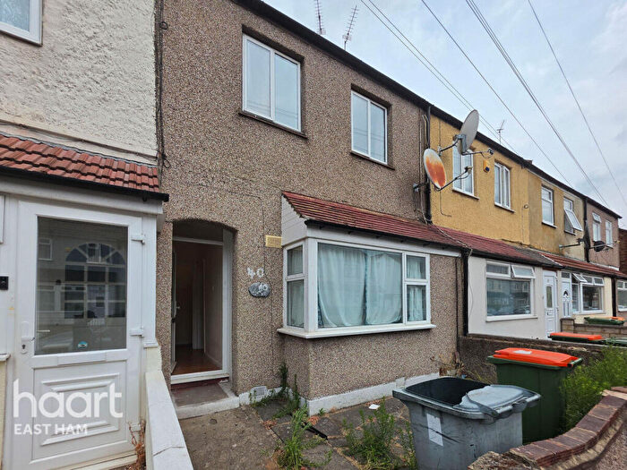 4 Bedroom Terraced House To Rent In Stokes Road, London, E6